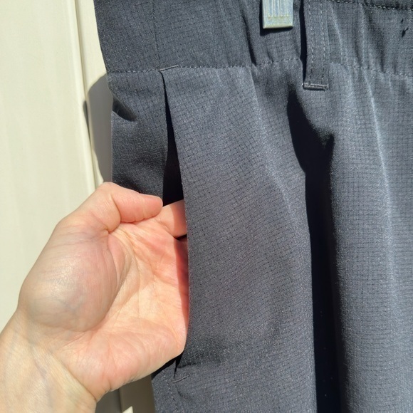 Under Armour Men's Heat Gear Golf Shorts in Black - 1309551 (Size 40) - Picture 4 of 13